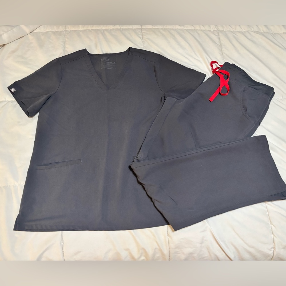 Figs Charcoal Grey scrub top and pants